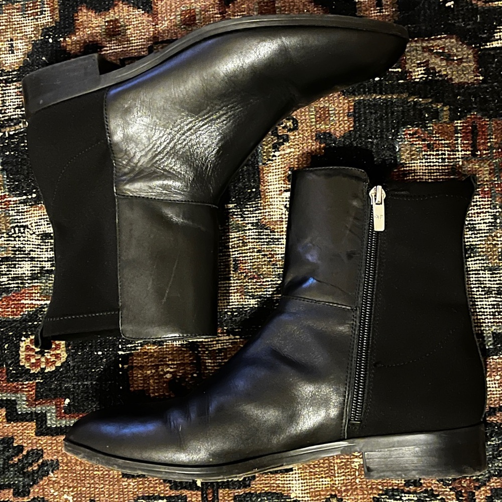 Marc Fisher Black Leather Chelsea Boots Ankle boots size 8.5